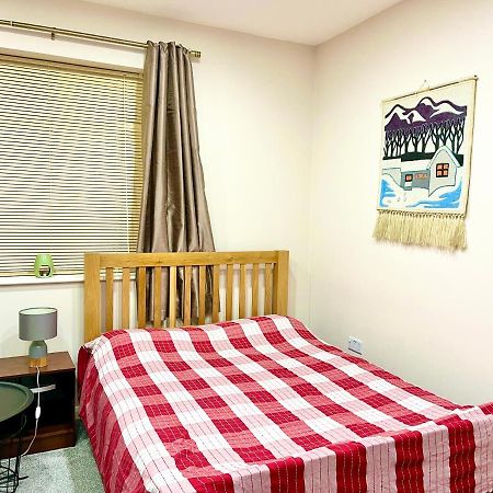 Ar-Rahman, 1 Bed Room And 1 Living Room Apartment Dartford Luaran gambar